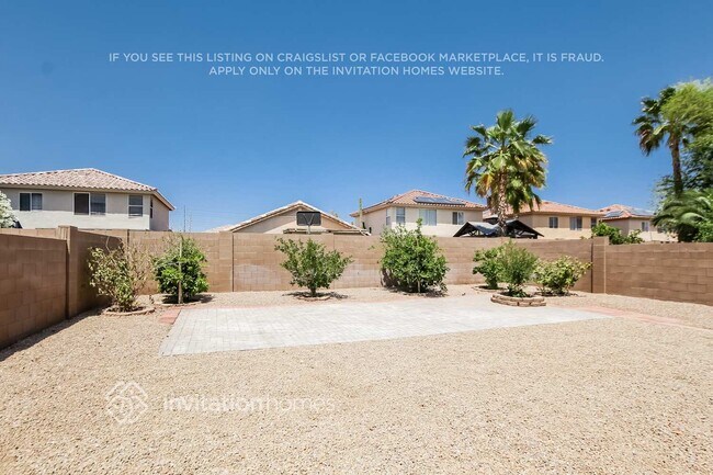 Building Photo - 12934 W Laurel Ln