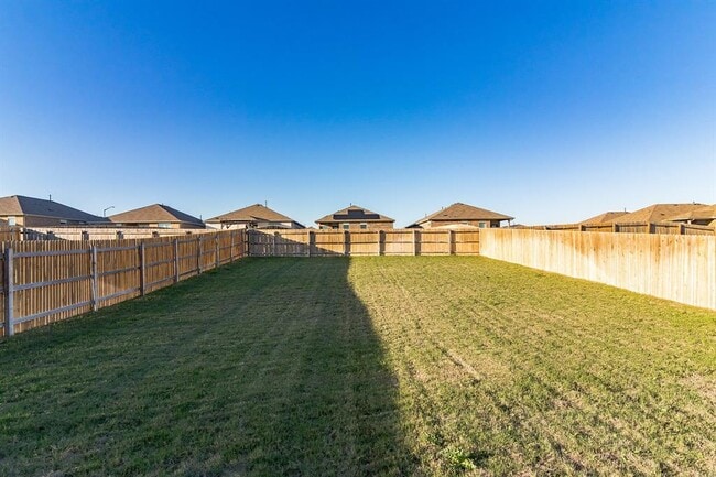 Building Photo - 2001 Fairhaven Gtwy