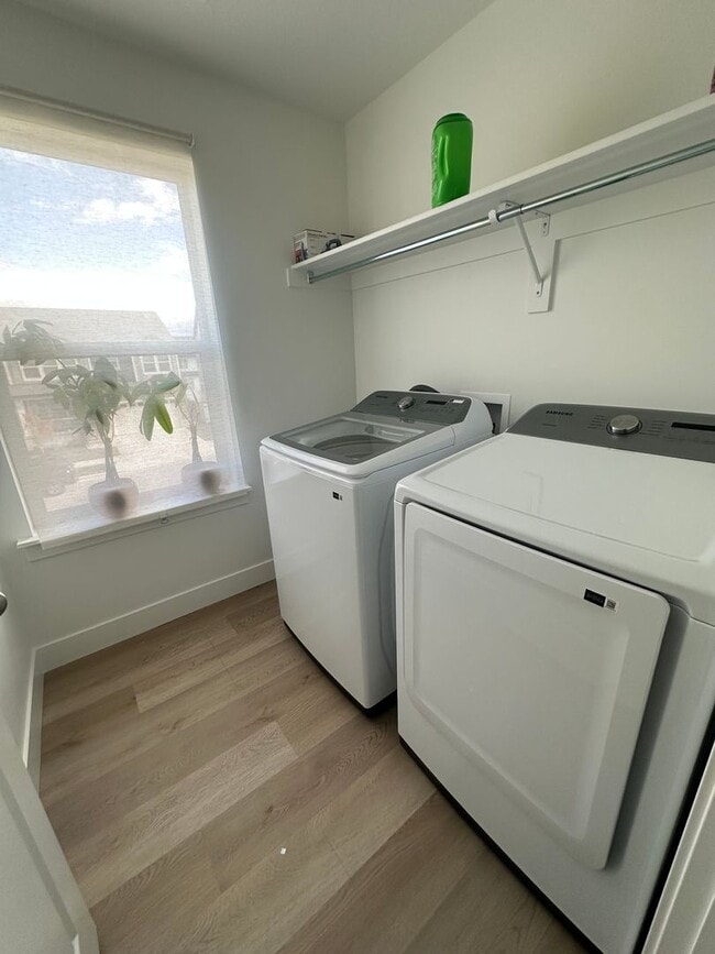 Building Photo - Absolutely STUNNING Home in Lehi!!!