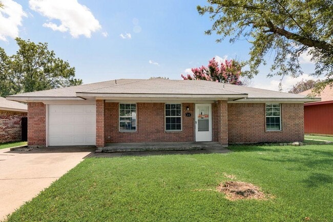 Building Photo - 512 Thomas Trail