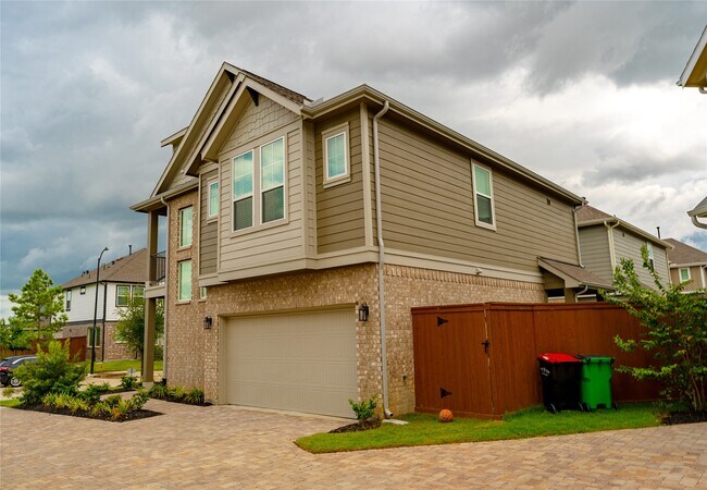 Building Photo - 7730 Swooping Swallow Ln