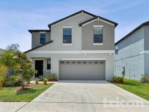 Building Photo - 14812 Crescent Rock Dr