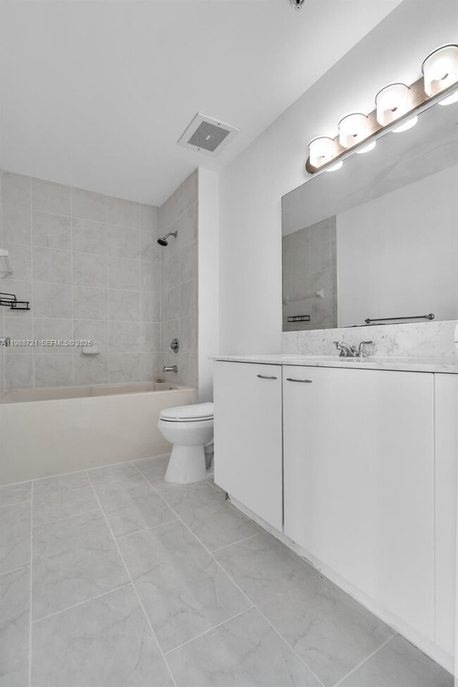 Building Photo - 133 NE 2nd Ave