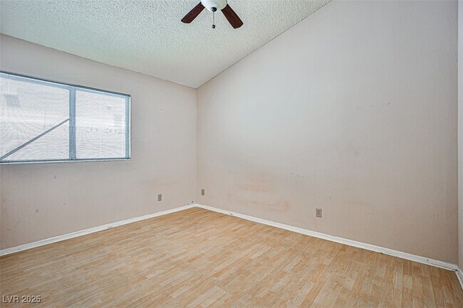 Building Photo - 6801 Midpark Cir