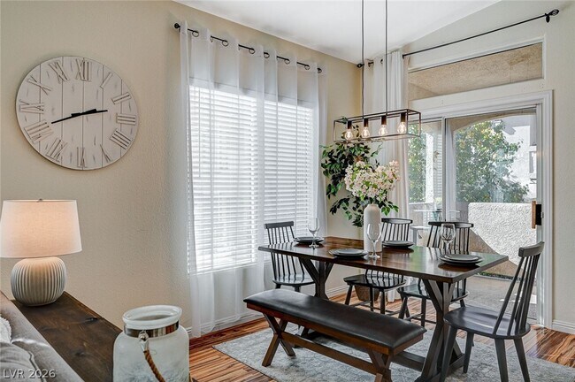 Building Photo - 3351 Indian Shadow St