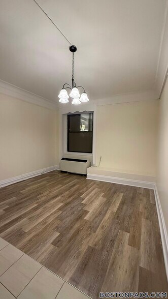 Building Photo - 62 Boylston St