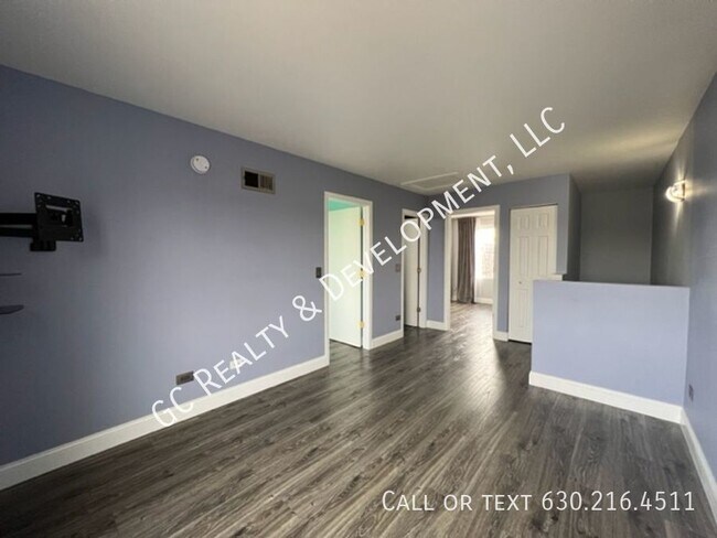 Building Photo - ***HIGHPOINT COMMUNITY / GORGEOUS UPDATED ...