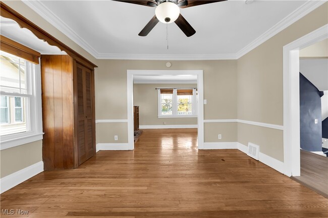 Building Photo - 18901 Renwood Ave