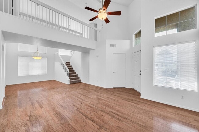 Building Photo - SE!!  Windmill and 215!! Newly remodeled!! All Tile Floors down stairs!! Low Maintenance Desert L...