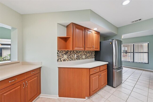 Building Photo - 227 Southampton Dr