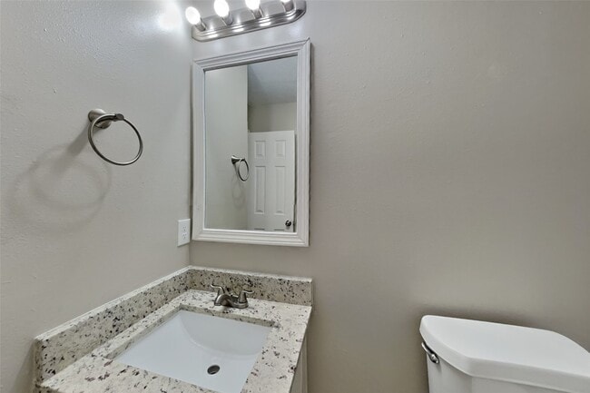Building Photo - 21884 Whispering Forest Dr
