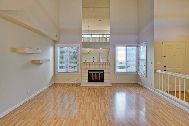 Building Photo - Great Home & Location in San Jose, CA