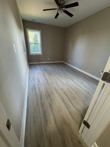 Second bedroom - 1321 Camden Rd