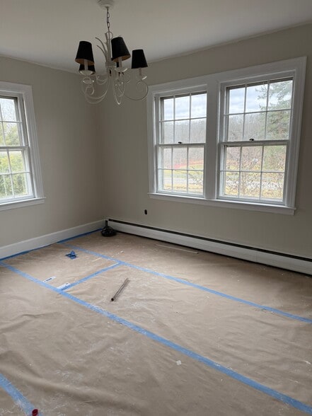 Building Photo - 2831 Four Mile Dr