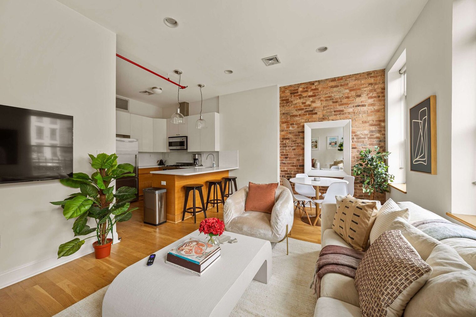Building Photo - 140 Broadway-SI ID1627174P