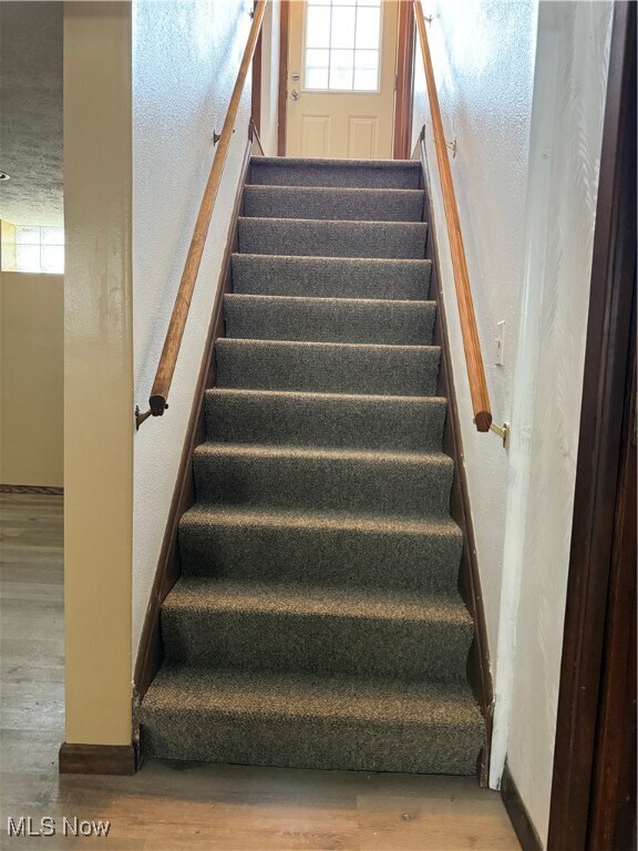 Building Photo - 15809 Montrose Ave