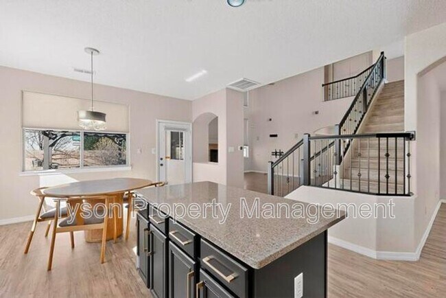 Building Photo - 8523 Waterford Pl NE