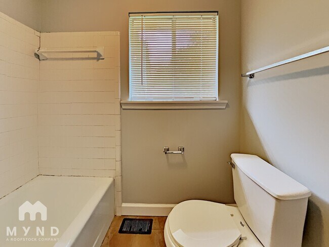 Building Photo - 2269 Belmore Ln