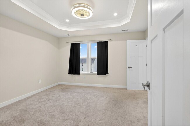 Building Photo - Baker Farm Beauty - Showings TBD