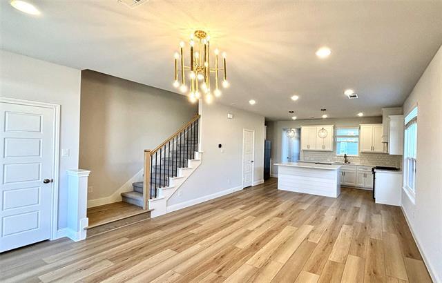 Building Photo - 402 Sunset Ln