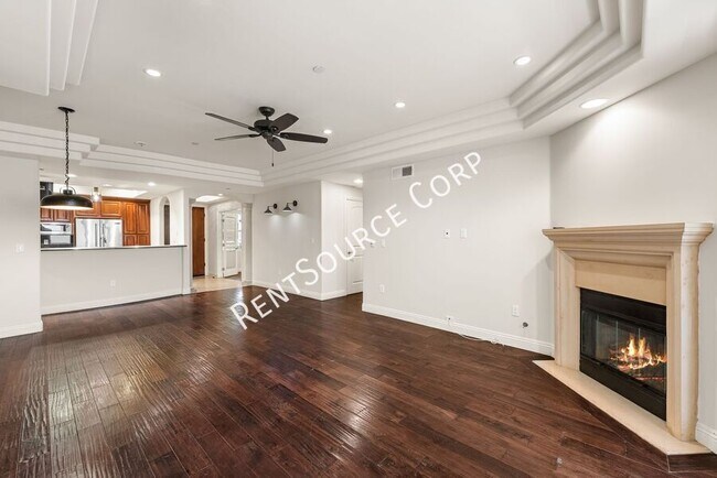 Building Photo - 12044 Hoffman St