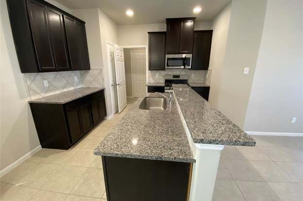 Building Photo - 14914 Cardiff Cliff Lane