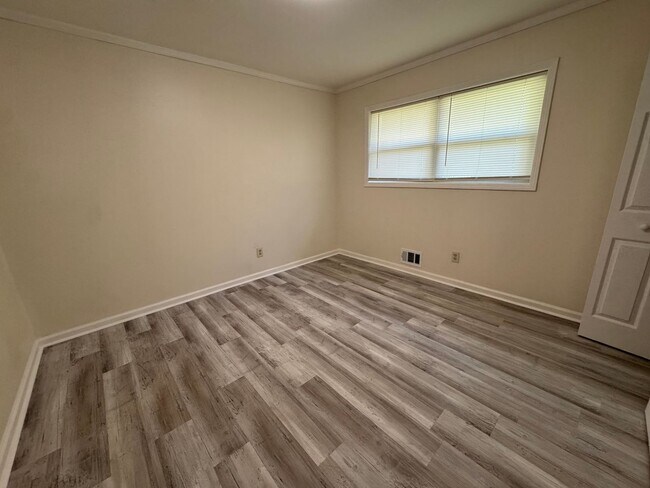 Building Photo - 5069 Flint Hill Rd SW