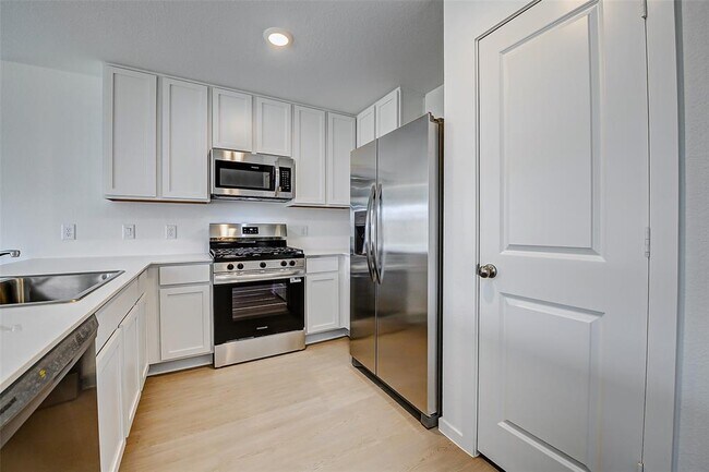 Building Photo - 28715 Texas Sparrow Ln