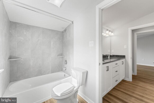 Building Photo - 151 Old Lincoln Hwy