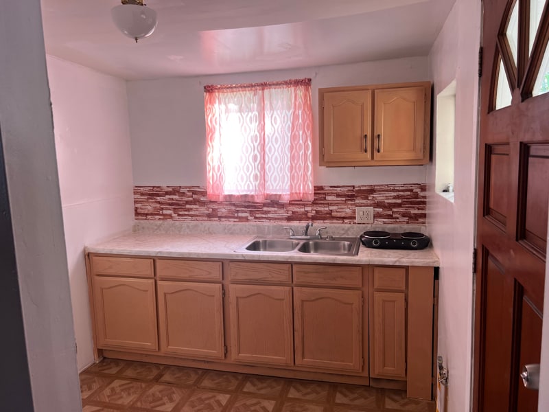 Building Photo - 430 E 184th St