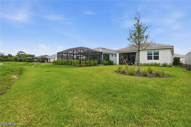 Building Photo - 7427 Blue Salvia Dr