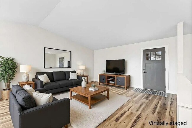 Building Photo - 252-254 Aristocrat Dr billings, MT 59105