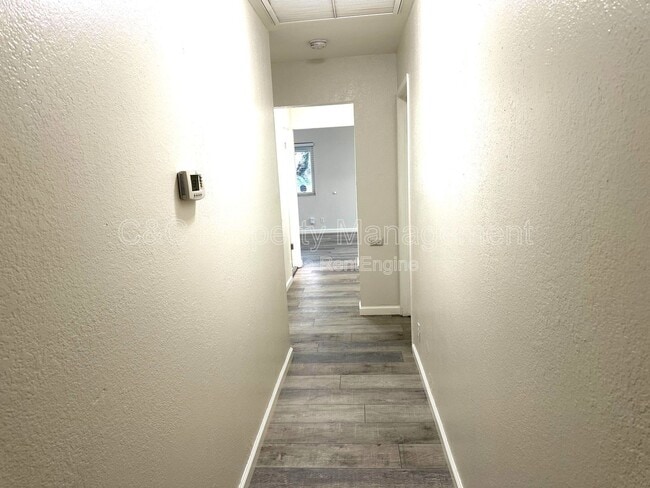 Building Photo - 2231 Morell St