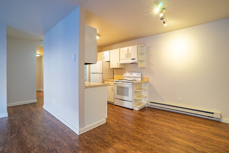 Interior Photo - Camelot Apartments