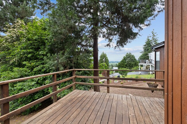 Building Photo - 1000-2221-2225-2229 Timothy Drive