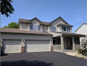 Building Photo - Spacious 4bed 3.5bath Single Family Home in Shakopee.  Featuring an in-home Theater