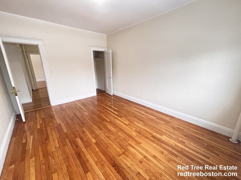 Building Photo - 1800 Commonwealth Ave