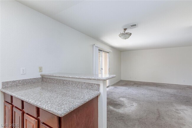 Building Photo - 5240 Indian River Dr
