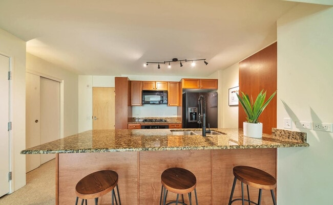 Building Photo - 4808 N 24th St