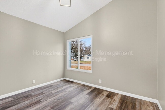 Building Photo - 3333 Green Pasture Dr