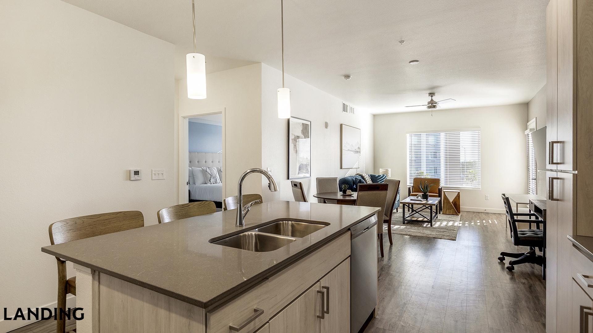 Building Photo - 1760 S Crismon Rd