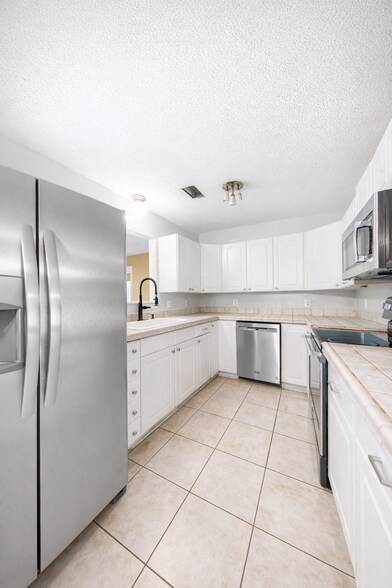 Building Photo - 2227 Willie Vause Rd