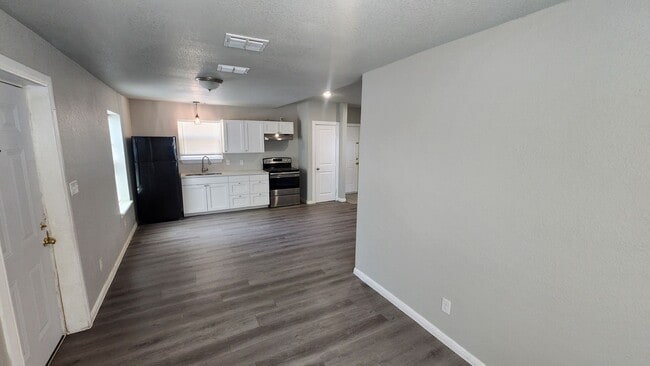 Building Photo - PALO ALTO HEIGHTS- 3bedroom 2 bath Home