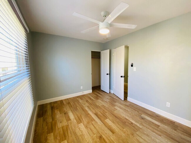 Building Photo - Charming 1 Bedroom North Park Apartment! Assigned Garage! Patio! In Unit Wash/Dryer!