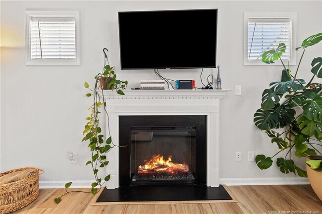 Building Photo - 516 Loom Dr