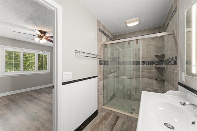 Building Photo - 6021 Windhover Dr