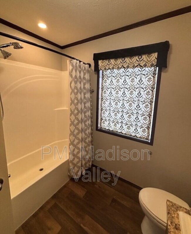 Building Photo - 707 Washington St