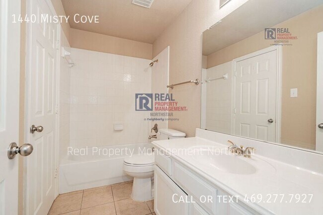 Building Photo - 1440 Misty Cove Dr