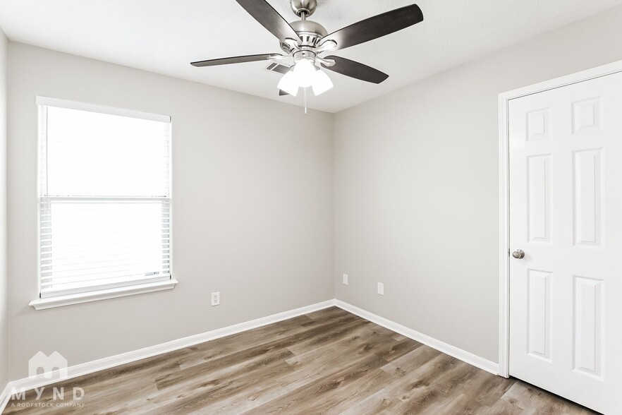 Building Photo - 4806 Comal River Loop