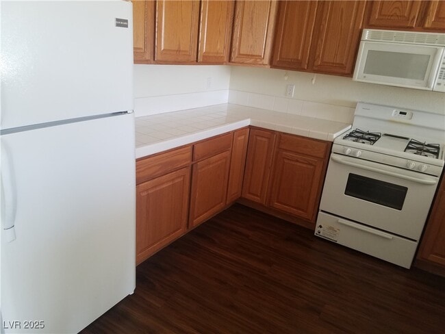 Building Photo - 227 Big Horn Dr